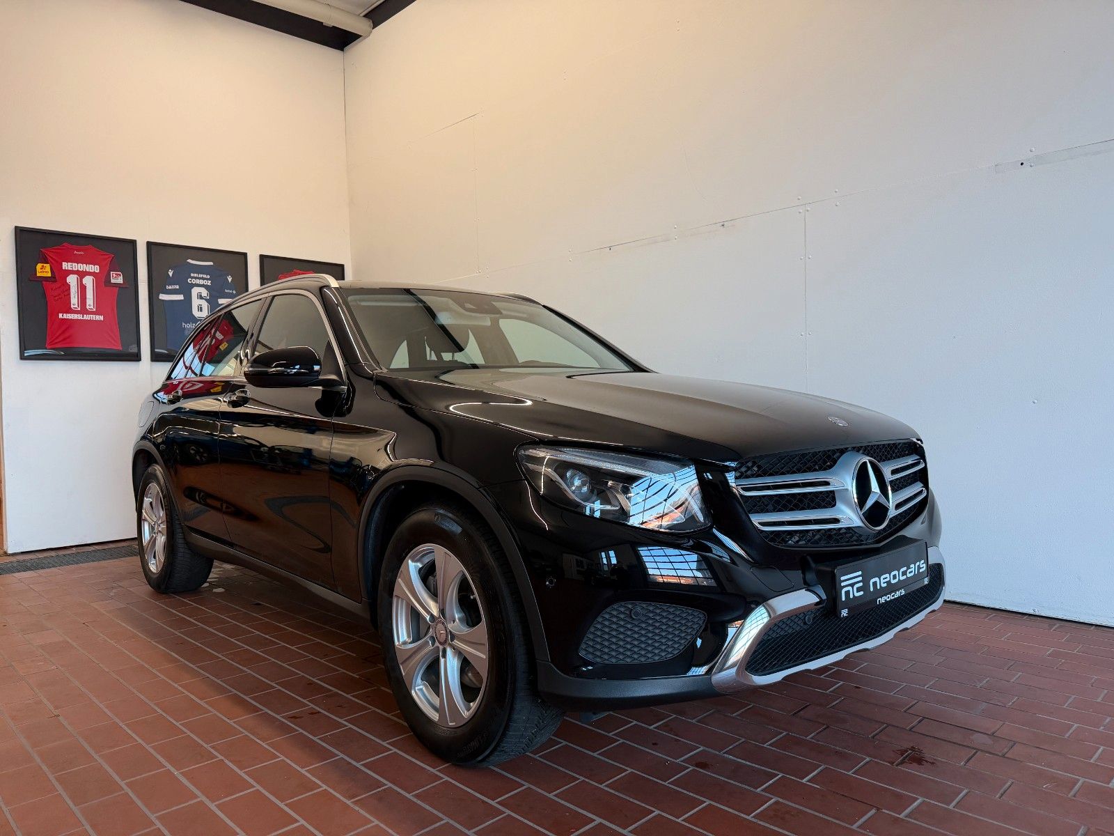 MERCEDES-BENZ GLC 220d 4Matic I LED I SHZ I