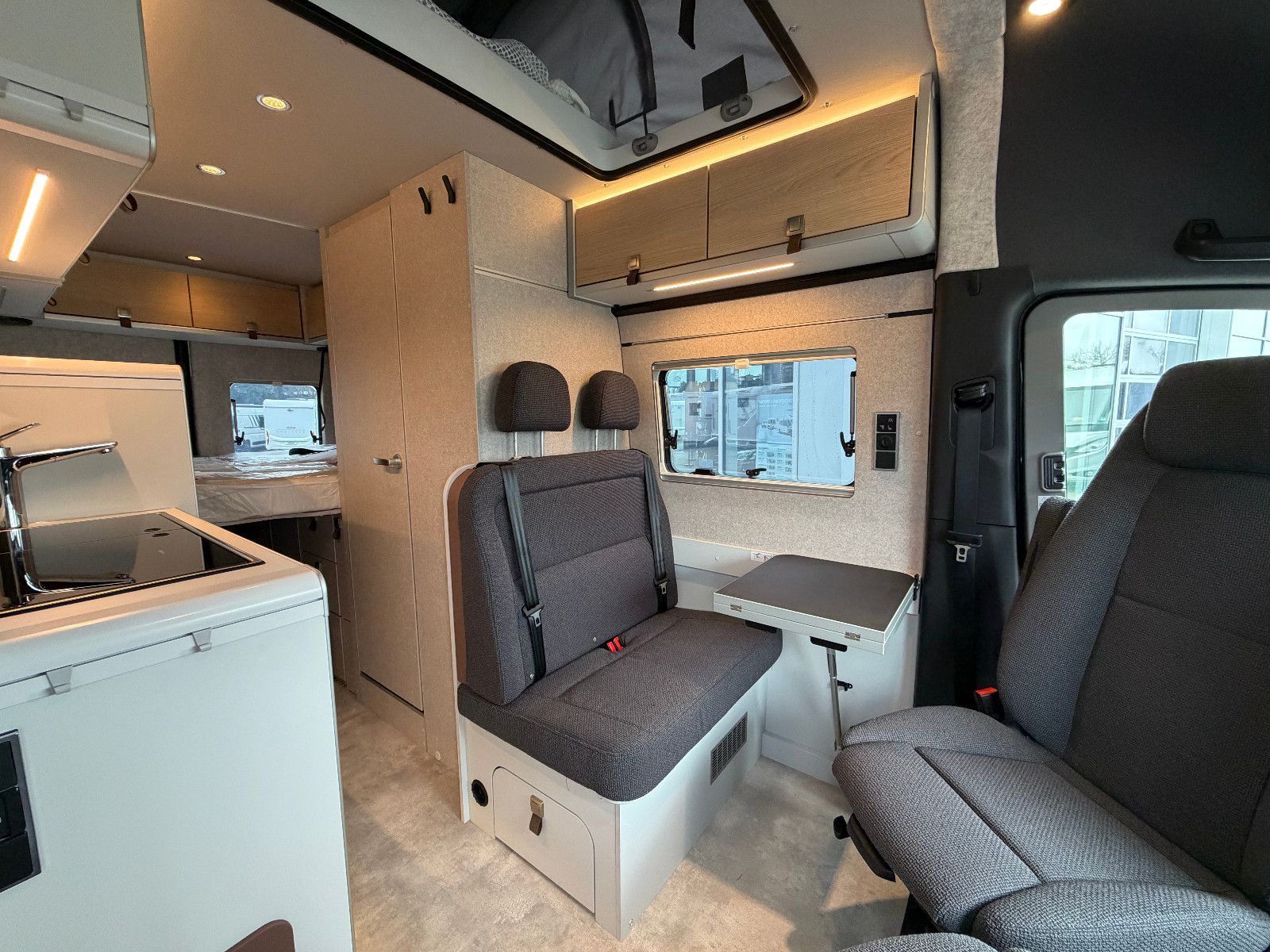 Fahrzeugabbildung HYMER / ERIBA / HYMERCAR Grand Canyon S Xperience 600 - 9.626€ sparen!