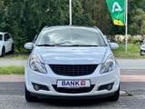 Opel Corsa D Color Edition 1.4 Sportsitze - Opel Corsa aus 2010: Sport