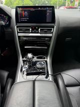 BMW M850i xDrive Cabrio -ALL BLACK - BMW M850 in München