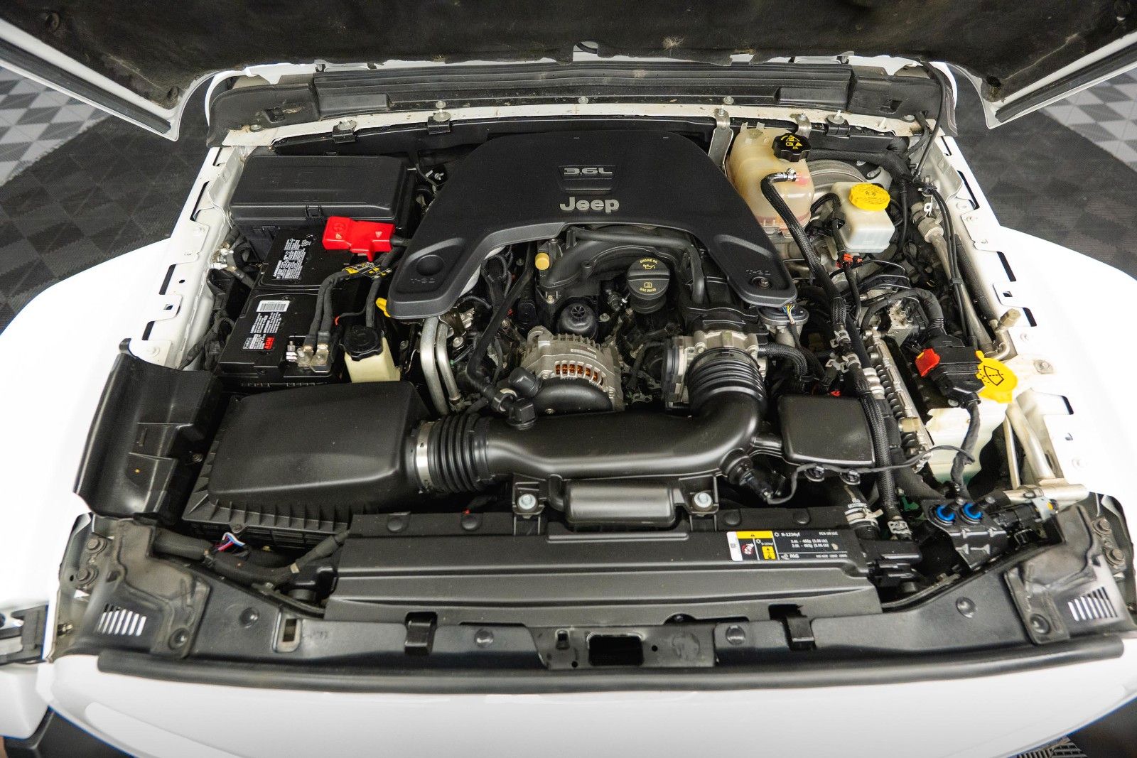 Fahrzeugabbildung Jeep Wrangler 3.6 V6 UNLIMITED RUBICON OFFROAD 4x4