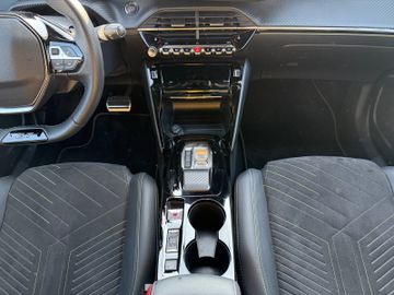 Peugeot 2008 - 11