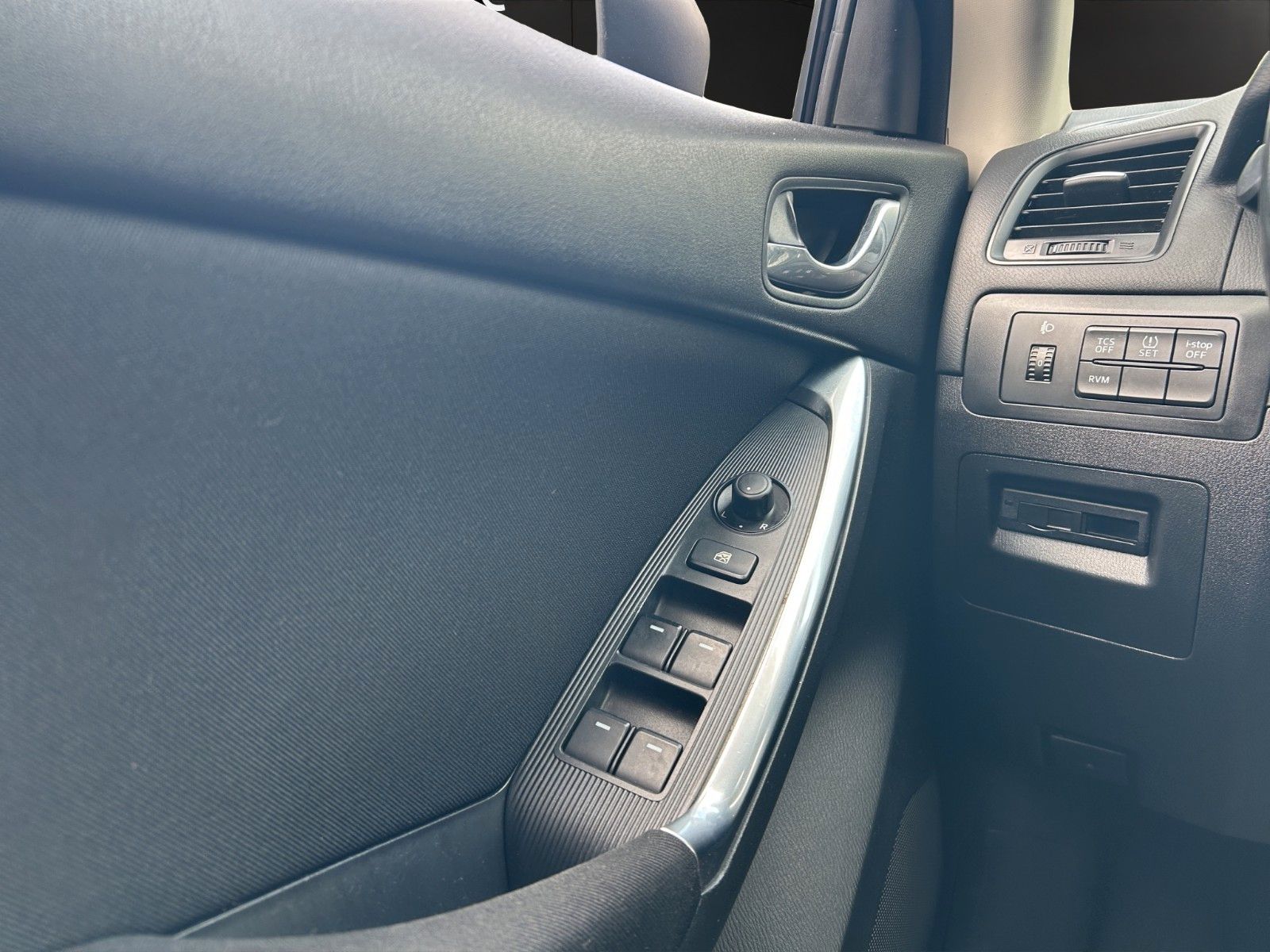 Fahrzeugabbildung Mazda CX-5 Center-Line 2WD Steuerkette neu/TÜV neu/
