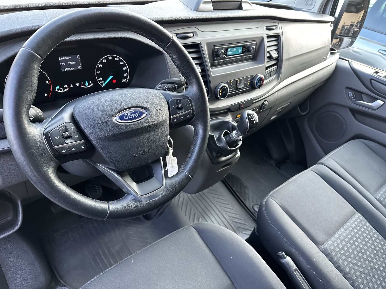 Fahrzeugabbildung Ford Transit Custom 340 L2H1 PP+BLUETOOTH+TEMPOMAT