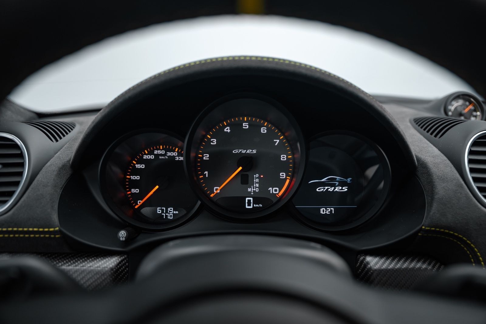 Fahrzeugabbildung Porsche 718 Cayman GT4 RS WEISSACH/PCCB/LIFT/CARBON