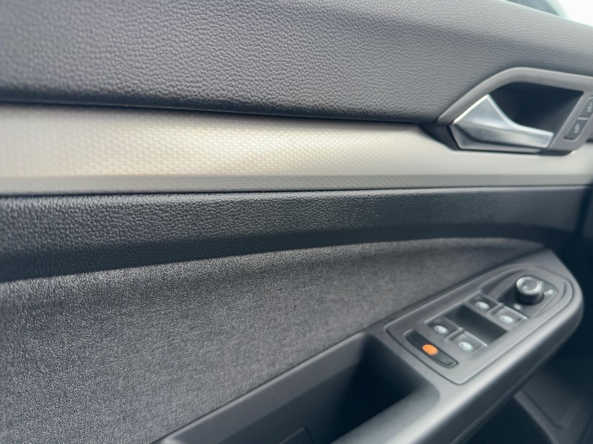 Volkswagen Golf - Bild 18