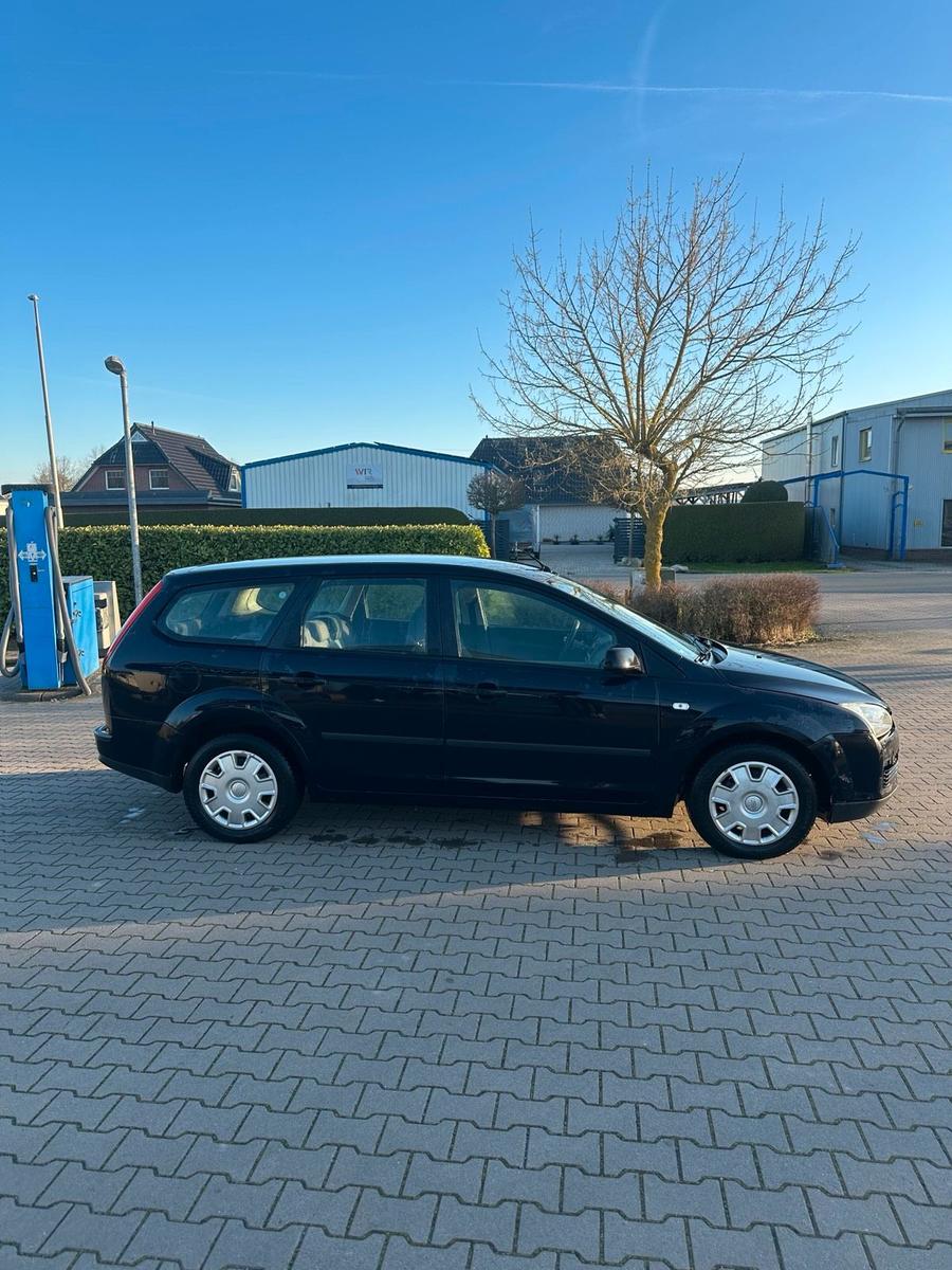 Ford Focus 2006 — photo 6