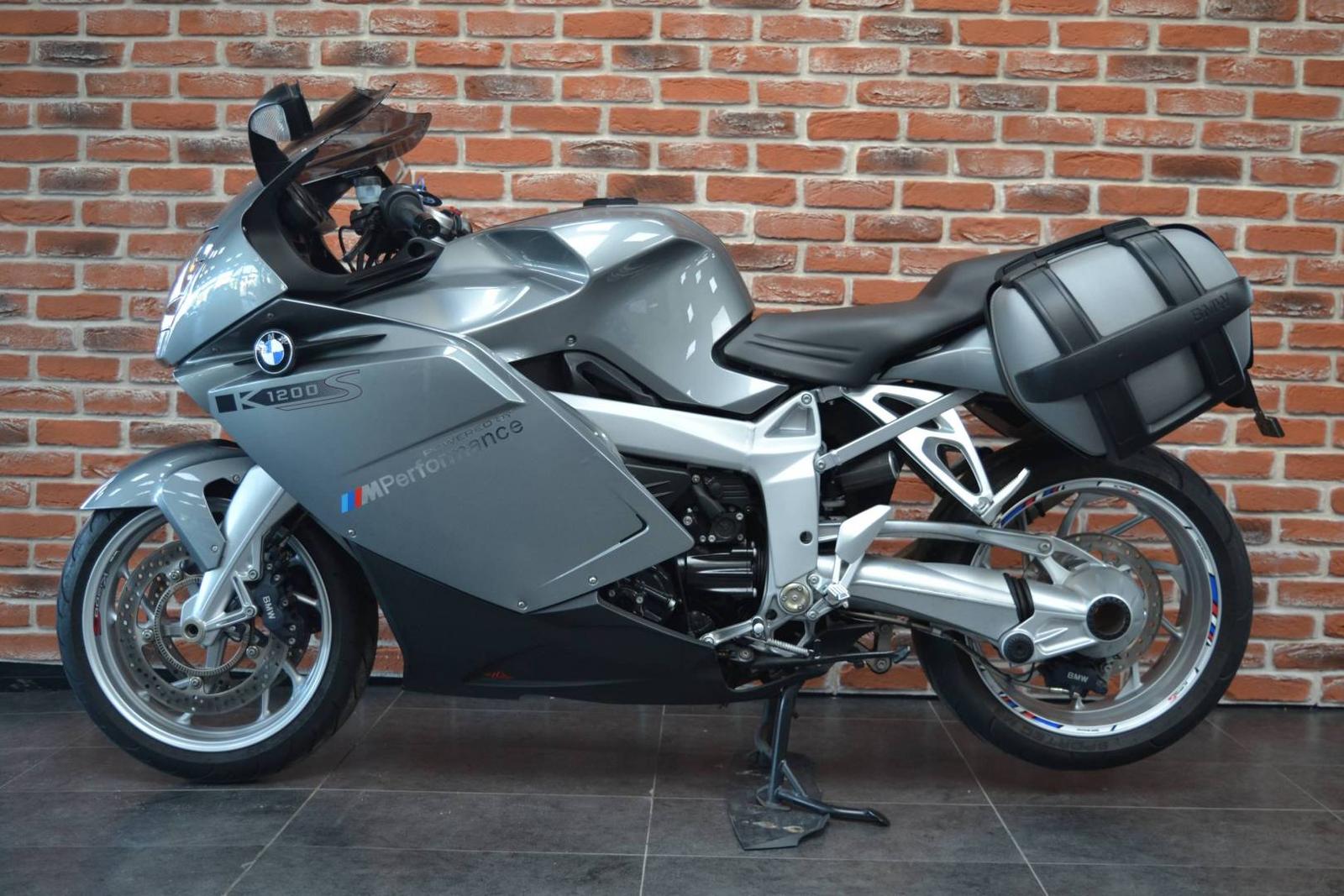 BMW K 1200 S + sehr gepflegter Zustand + Sportkoffer