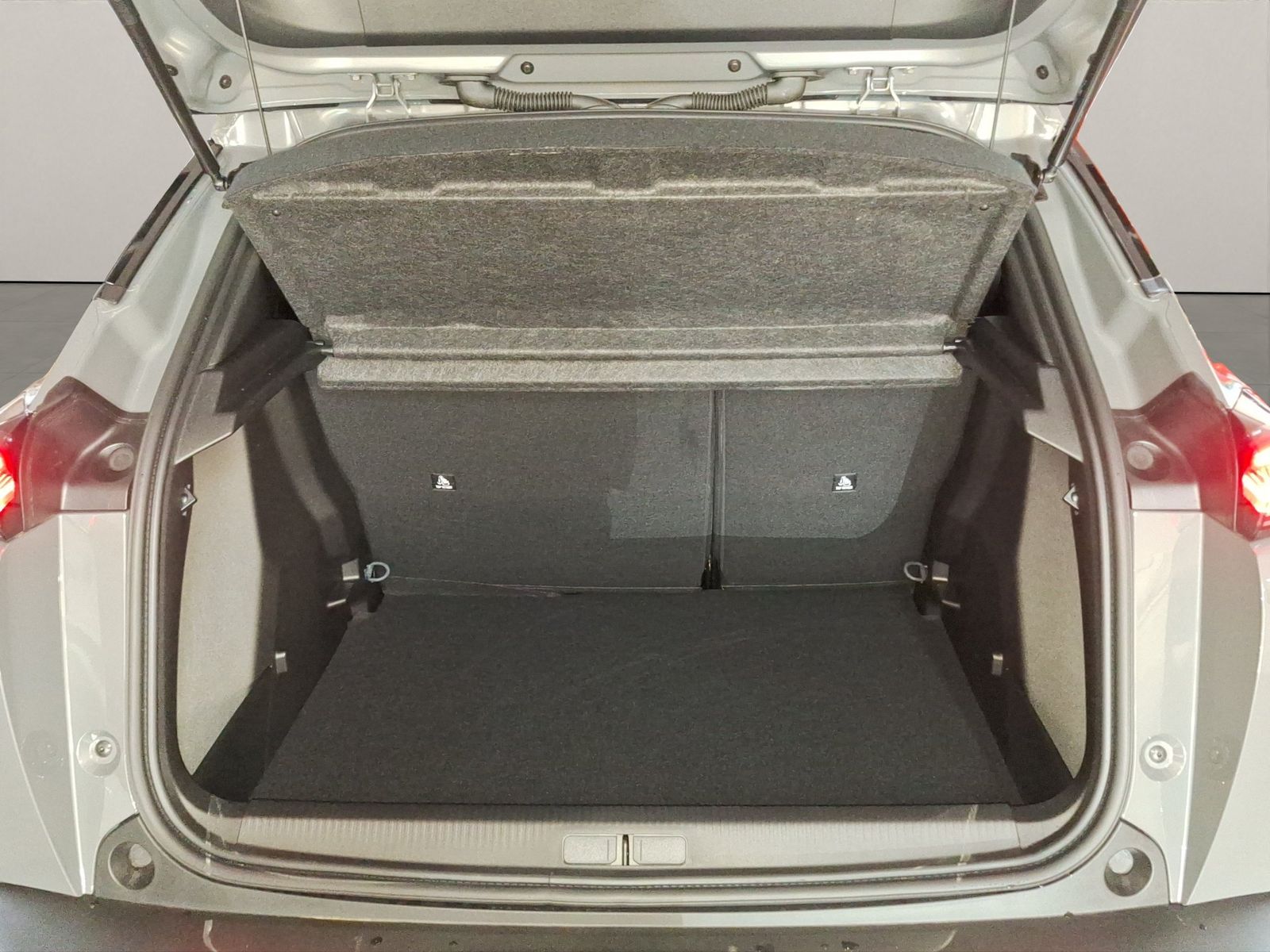 Peugeot 2008 - Bild 18