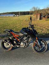 KTM Duke 125 - KTM MOFA
