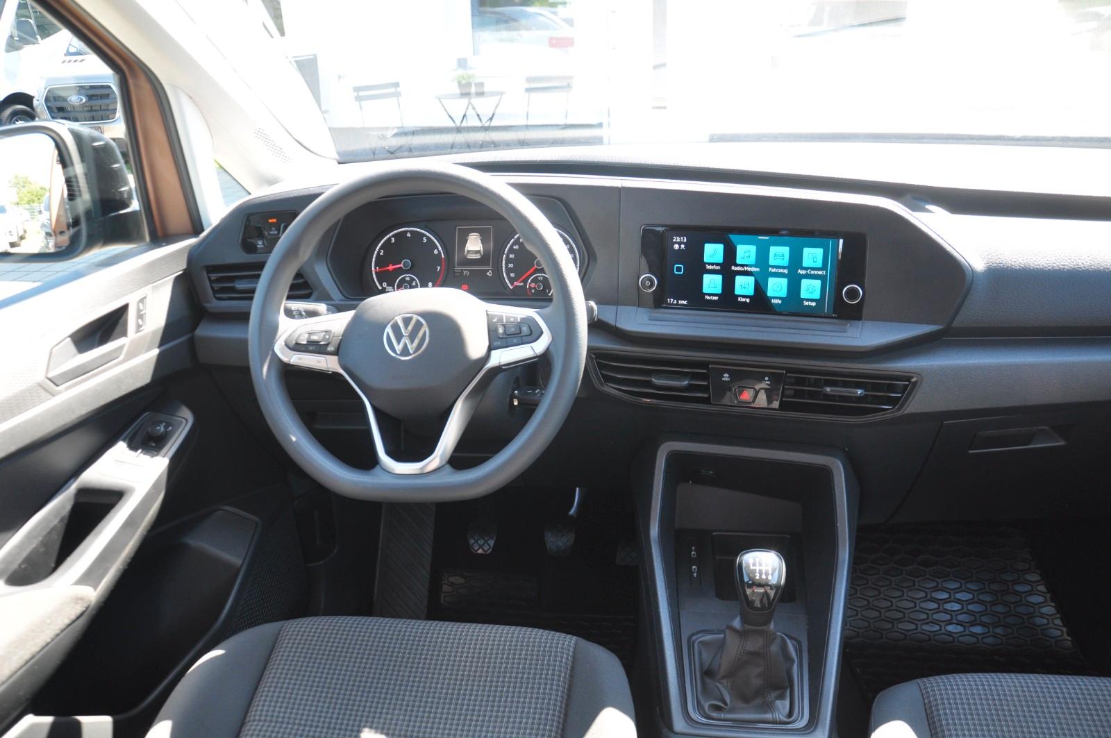 Volkswagen Caddy Maxi 1.5 TSI LED-APPLE-7 SITZER
