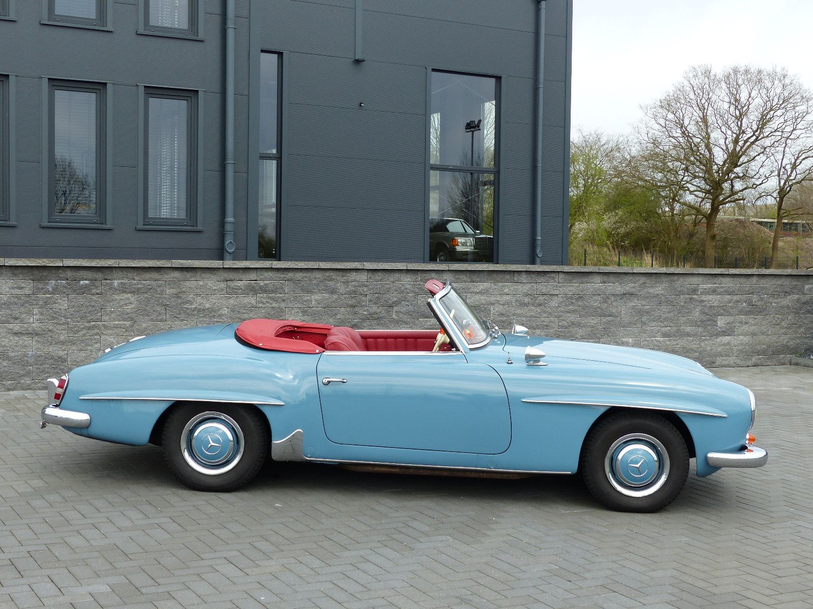 Fahrzeugabbildung Mercedes-Benz 190 SL