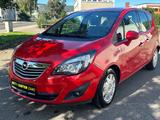 Opel Meriva B Innovation - Opel Meriva: Rot