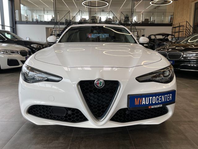 Alfa Romeo Giulia 2,2 JTDM Executive *BI-XENON*ACC*AHK*LED*