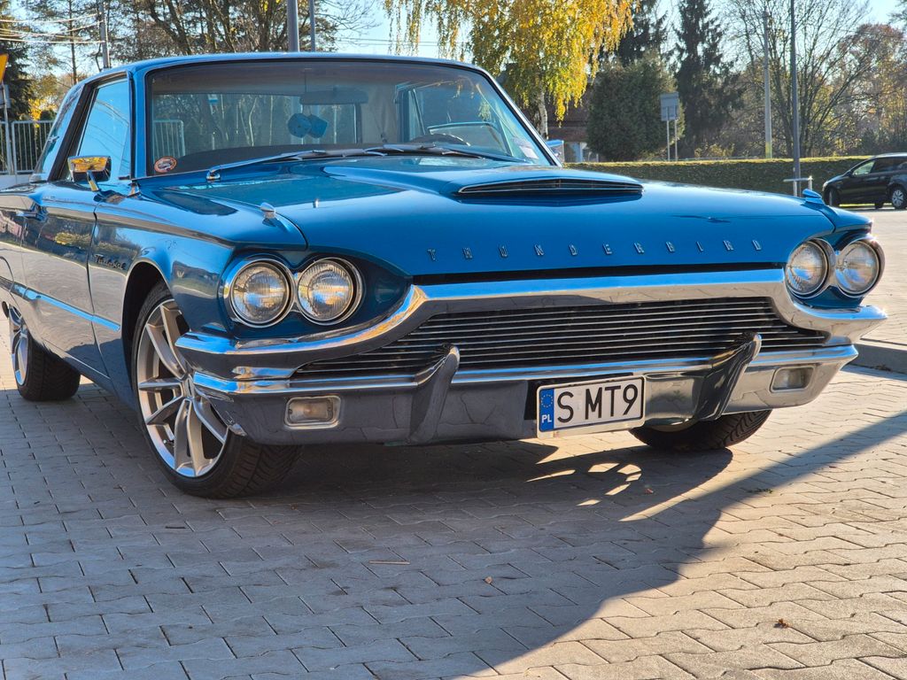 Ford Thunderbird
