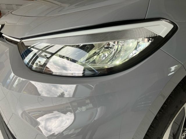 Fahrzeugabbildung Volkswagen ID.3 Pro Performance Life 58 kWh LED LM ACC SHZ