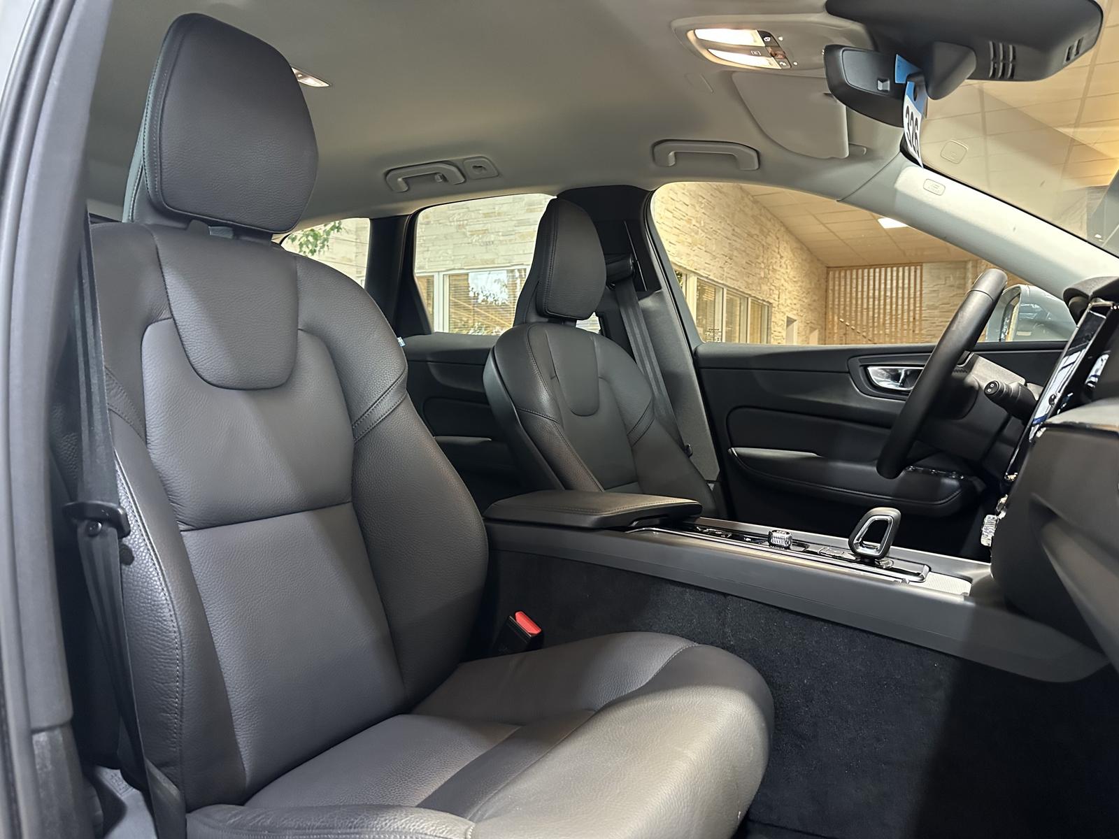 Volvo XC60 Core Leder R.Cam Navi AWD 4xSHZ LED DAB, миниатюра 18