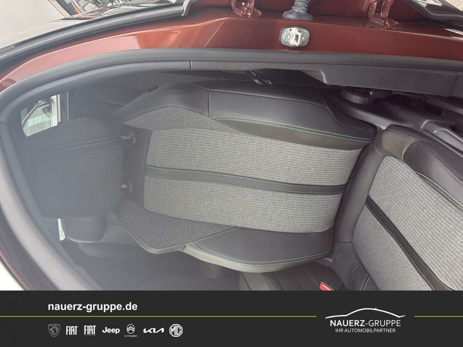 Fahrzeugabbildung Peugeot 5008 Allure Pack