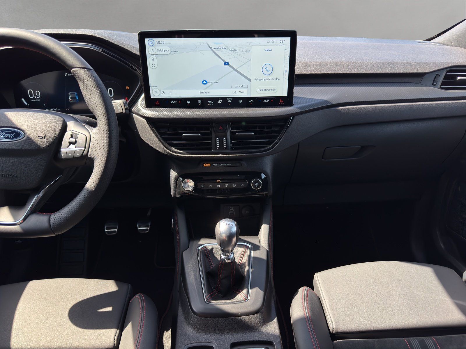 Fahrzeugabbildung Ford Kuga 1.5 ST-Line X ACC/AHK/KAMERA/LED/NAVI/SHZ/