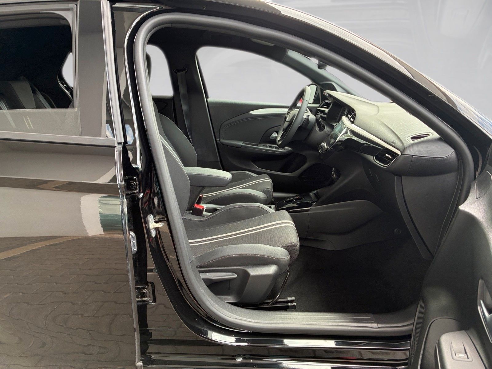Fahrzeugabbildung Opel Corsa F GS 100PS Automatik/Kamera/Navi!