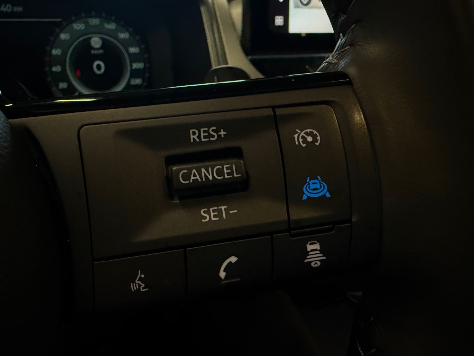 Fahrzeugabbildung Nissan Qashqai N-Design Komfort Paket Plus