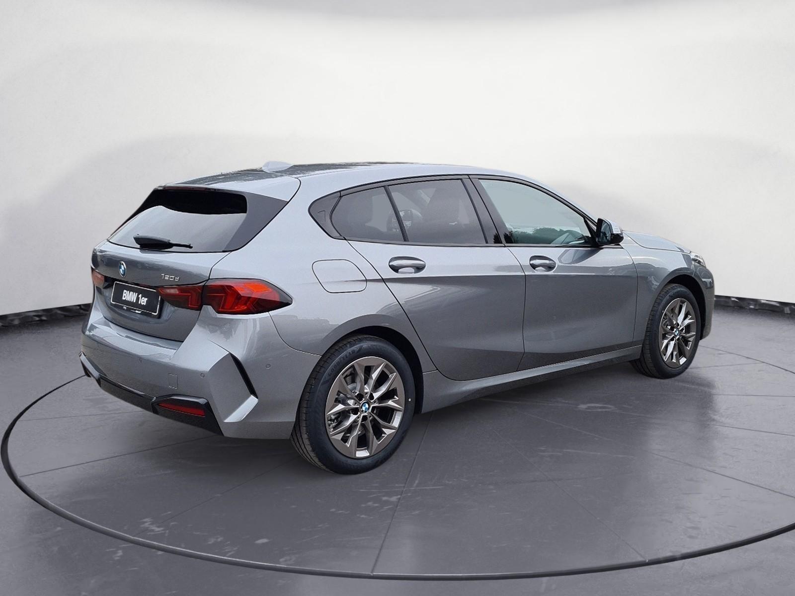 BMW 120d Steptronic AHK Innovatiospaket Lenkradhzg