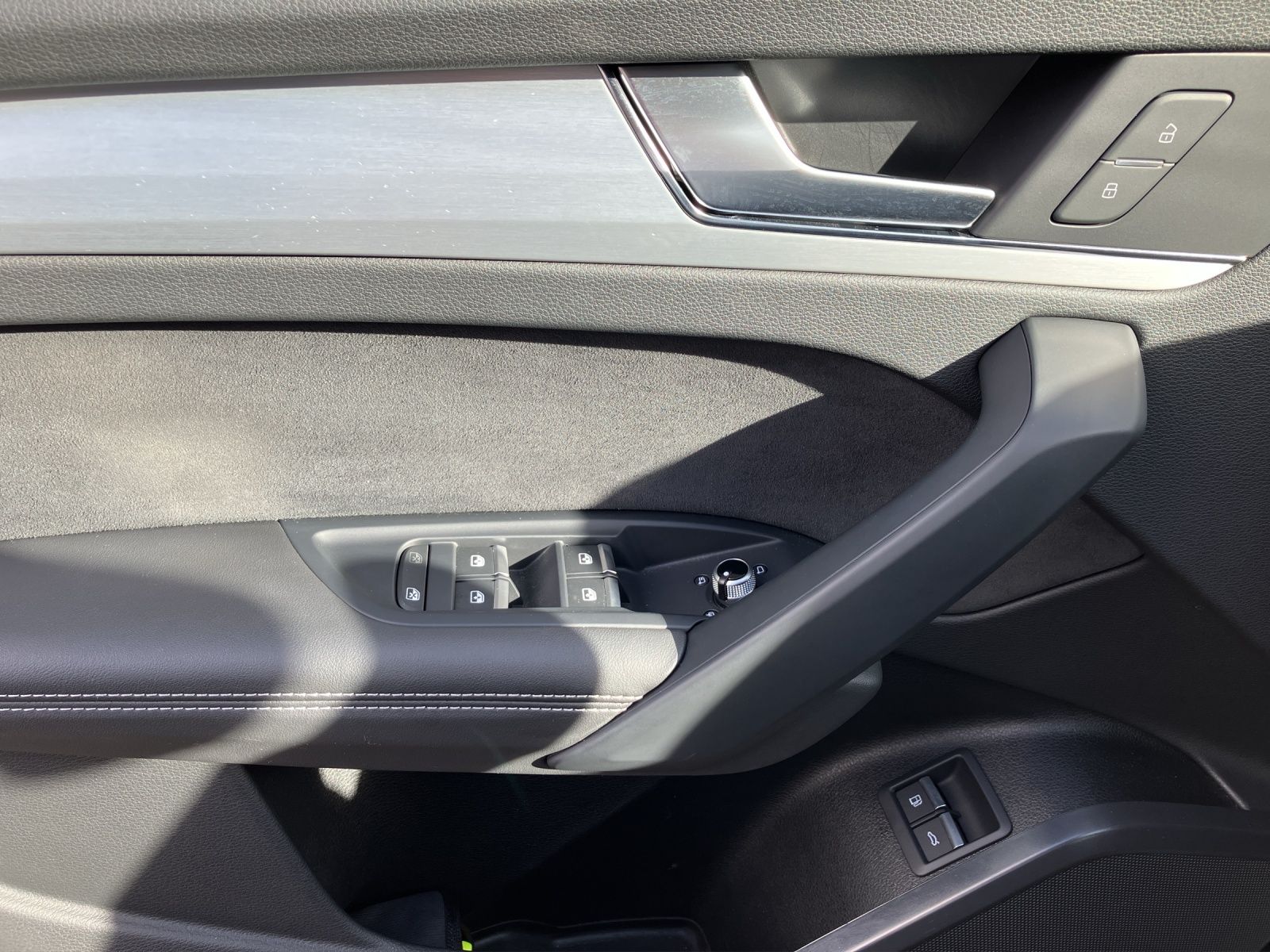 Fahrzeugabbildung Audi Q5 Sportback 55 TFSI e quattro S line LED Pano L