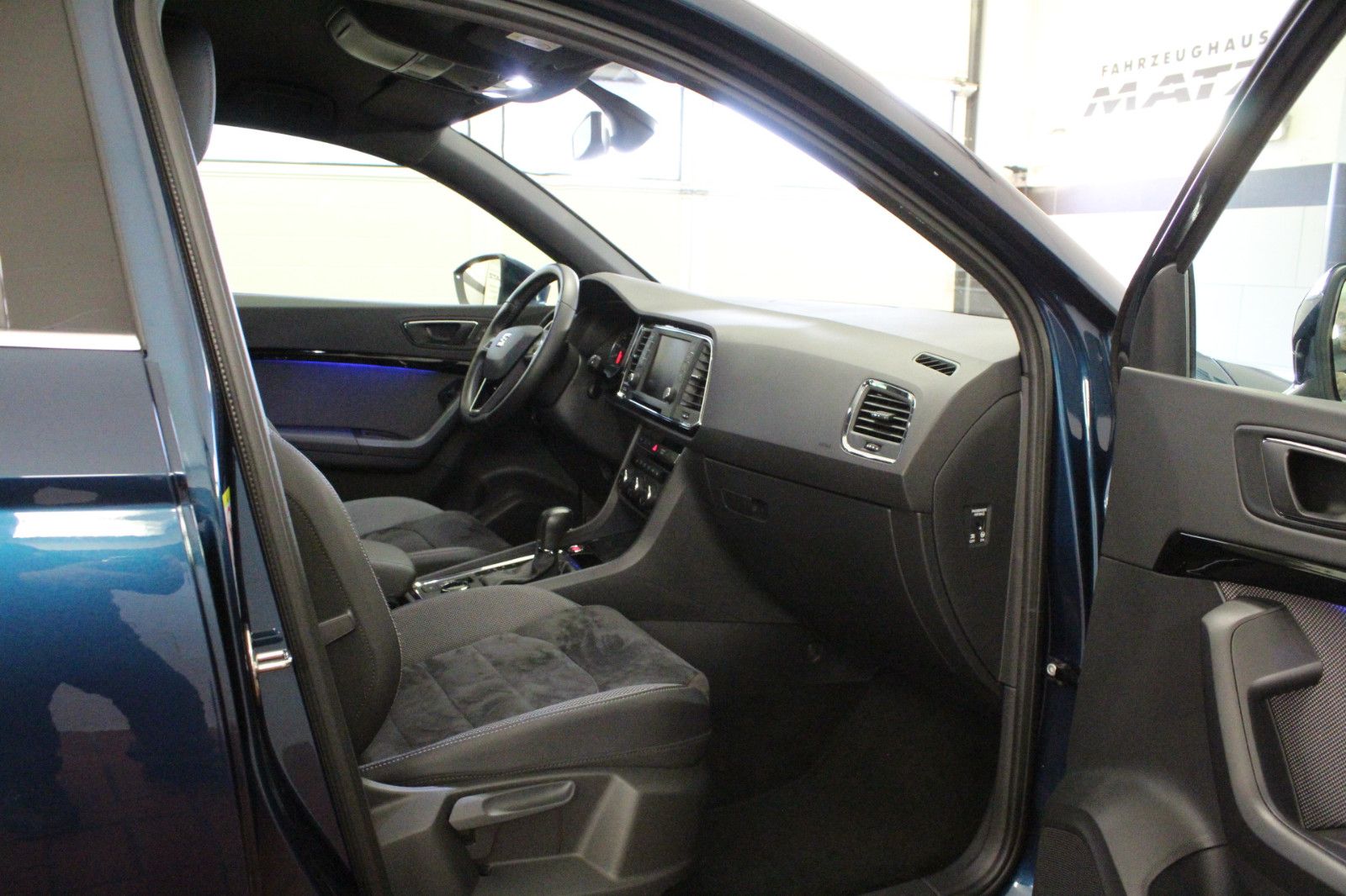 Fahrzeugabbildung SEAT Ateca 1.5 TSI ACT 110kW Xcellence DSG *Winterräd