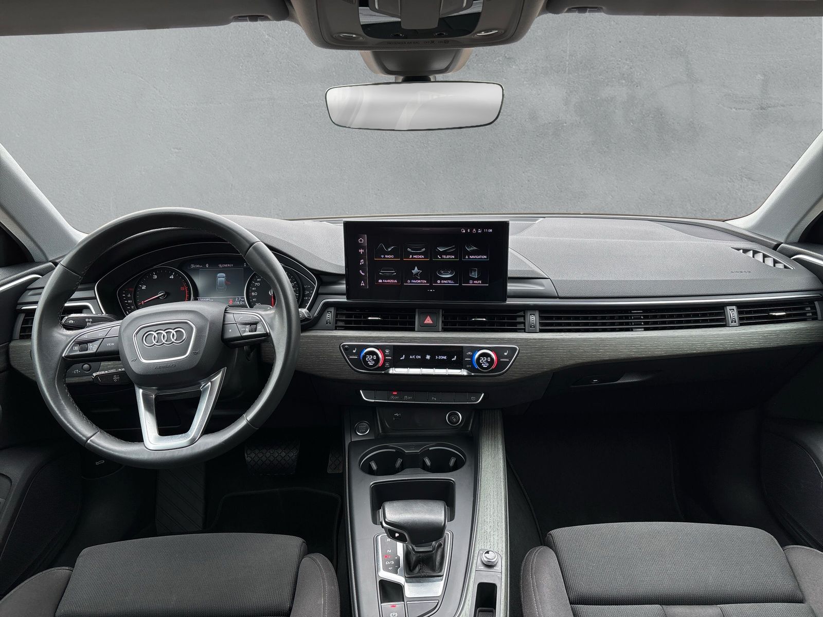 Fahrzeugabbildung Audi A4 Avant (8WD)(05.2019->) 35 TDI advanced