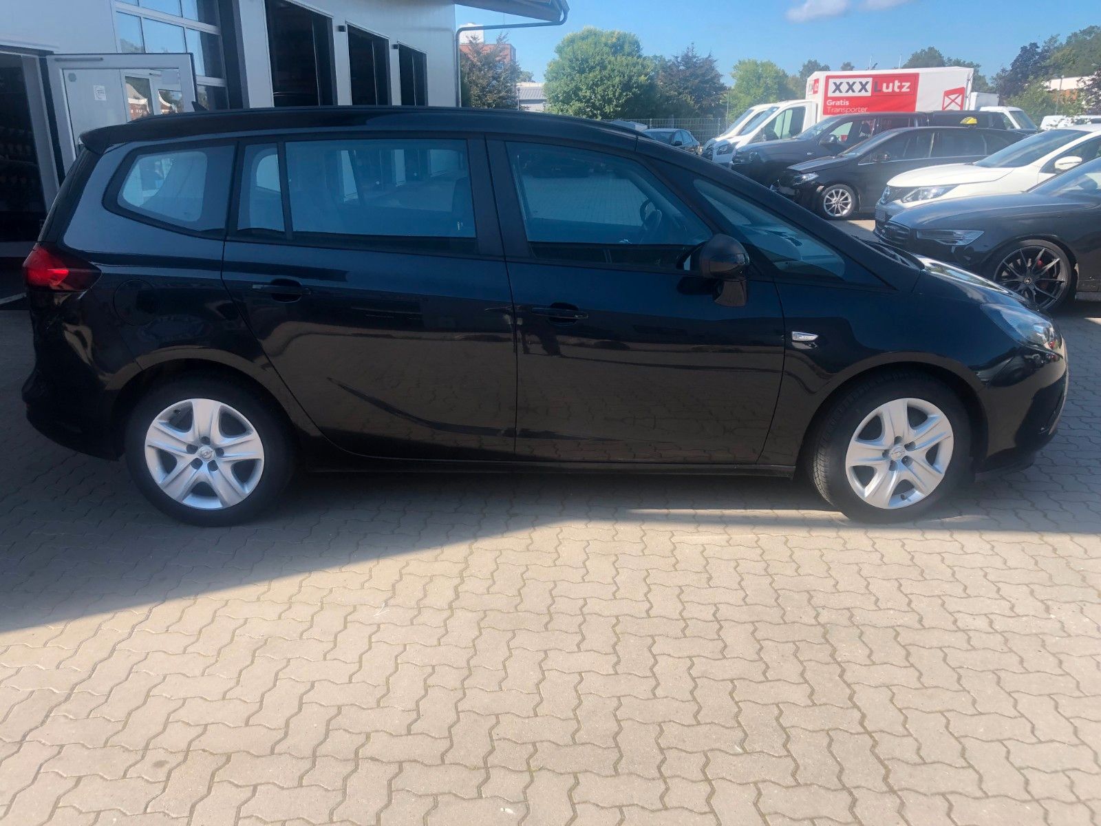Fahrzeugabbildung Opel Zafira C Tourer 1.4 Automatik