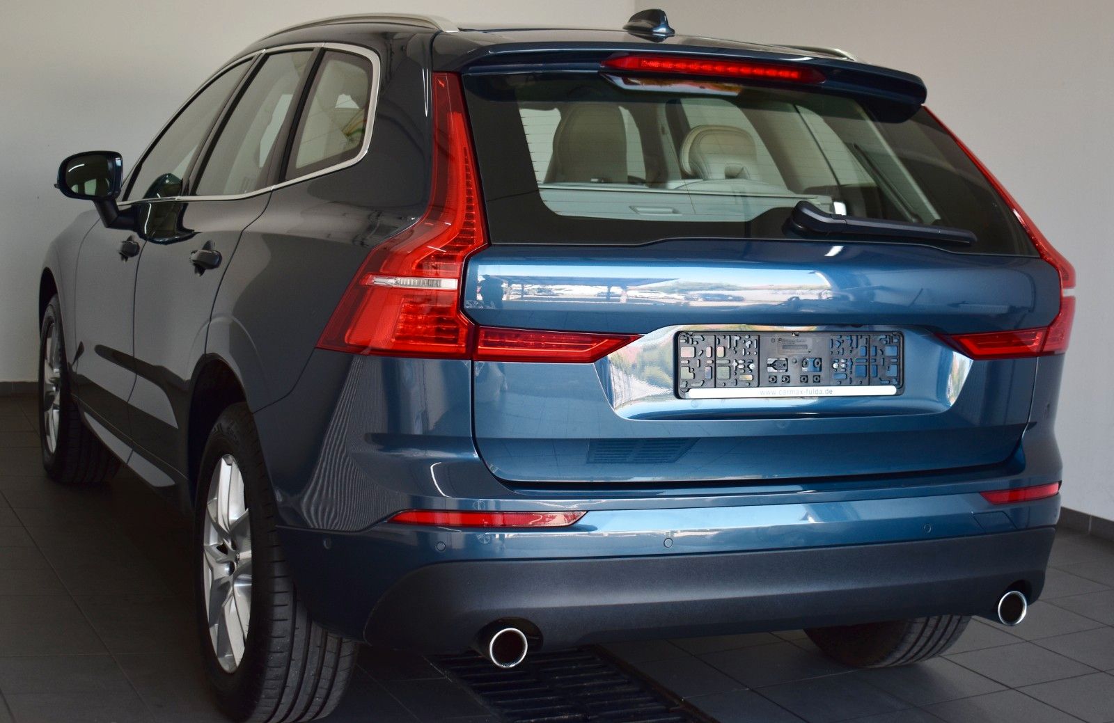 Fahrzeugabbildung Volvo XC60 Momentum Pro Leder,Navi,LED,360°,Apple Car.