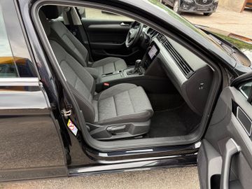 Volkswagen Passat Variant - 8