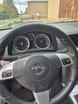 Opel opel astra h - Opel Astra aus 2006 mit Diesel-Antrieb