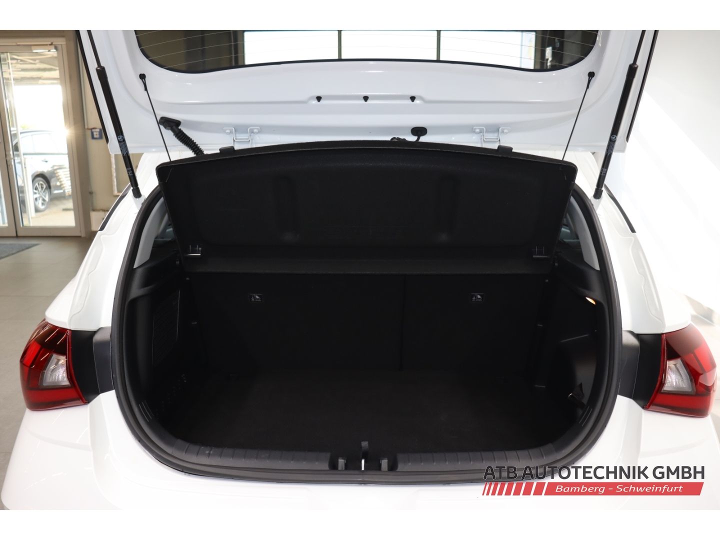 Fahrzeugabbildung Hyundai i20 Prime 1.0 T-GDi DCT Navi Soundsystem Bose