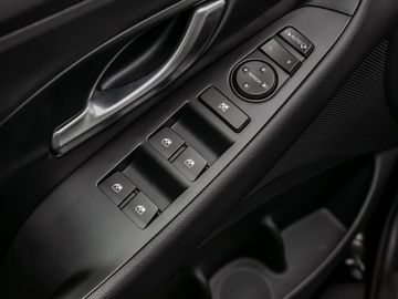Hyundai i30 1.0 Trend Kombi DCT LED CarPlay Kamera Navi