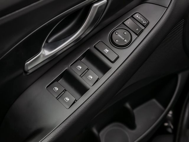 Hyundai i30 1.0 Trend Kombi DCT LED CarPlay Kamera Navi