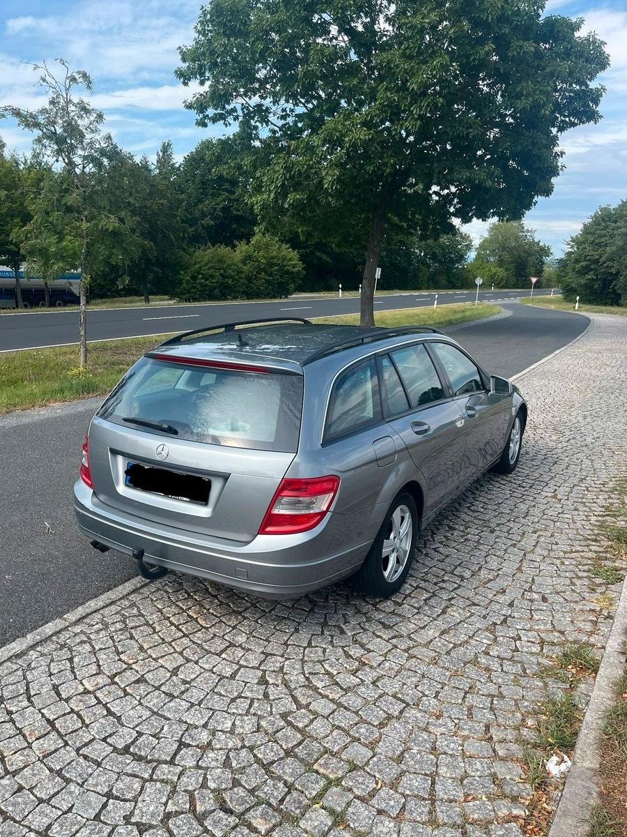 Mercedes-Benz C180 2010 — photo 5