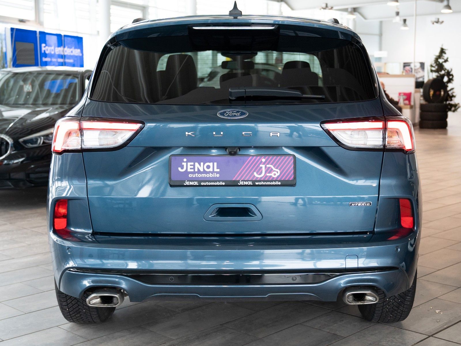 Fahrzeugabbildung Ford Kuga PHEV ST-Line/AUTOM/WINTER-P/AHK/KEYLESS