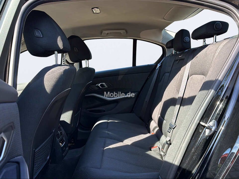 BMW 330 - Bild 8