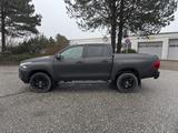 Toyota Hilux Double Cab Executive 4x4 - Toyota Hilux: Double Cab
