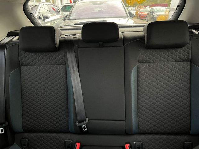 T-Roc 1.5TSI DSG IQ.DRIVE NAV*Kamera*ACC*SHZ*1HD