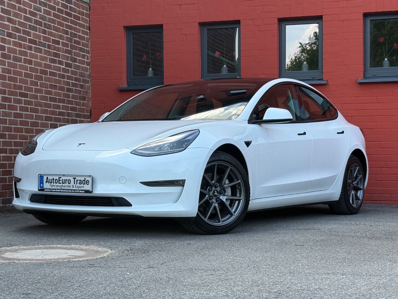 Tesla Model 3 Long Range | Dual AWD | NEU TÜV imagem 3