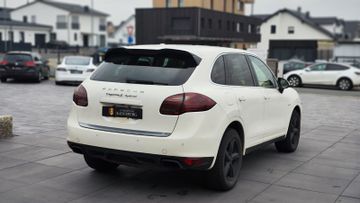 Porsche Cayenne - 3
