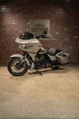Harley-Davidson FLTRXSE Road Glide CVO CVO J&H - HARLEY-DAVIDSON ROAD GLIDE