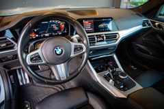 BMW M440i xDrive Coupe*HUD*SHD*PDC*SHZ*LED*18"*