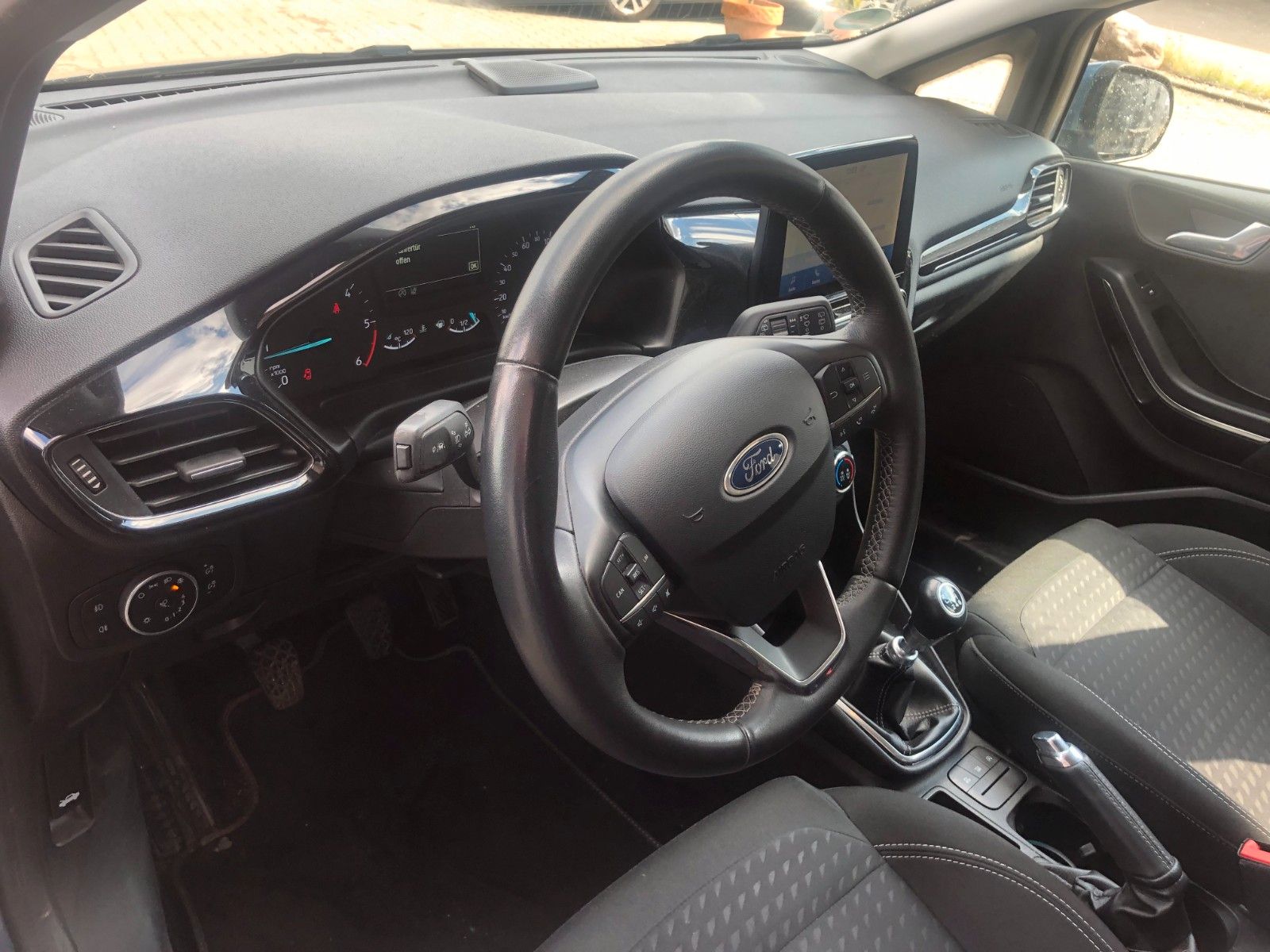 Fahrzeugabbildung Ford Fiesta Titanium