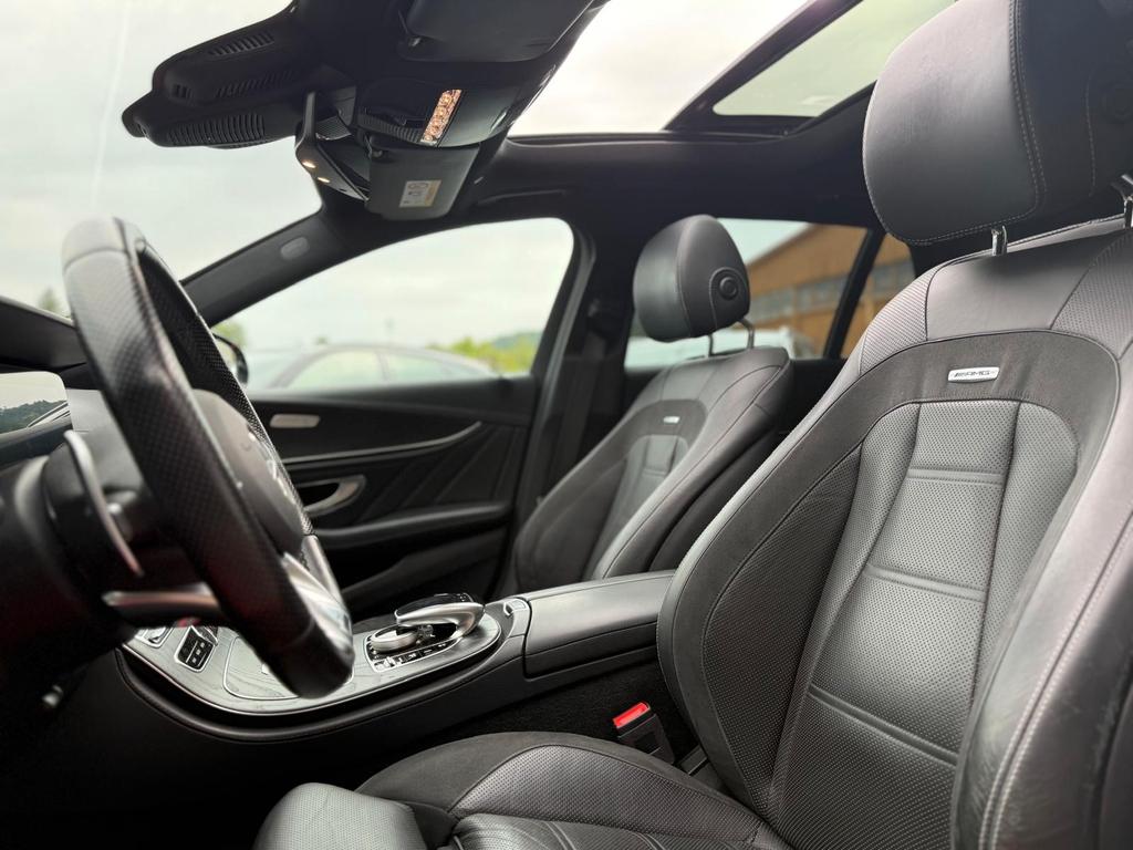 Mercedes-Benz E 63 AMG