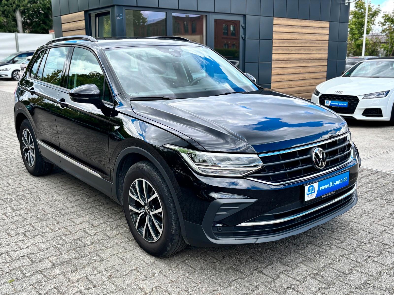 Volkswagen Tiguan 2.0TDI DSG 150PS Life Vcocpit Navi PDC