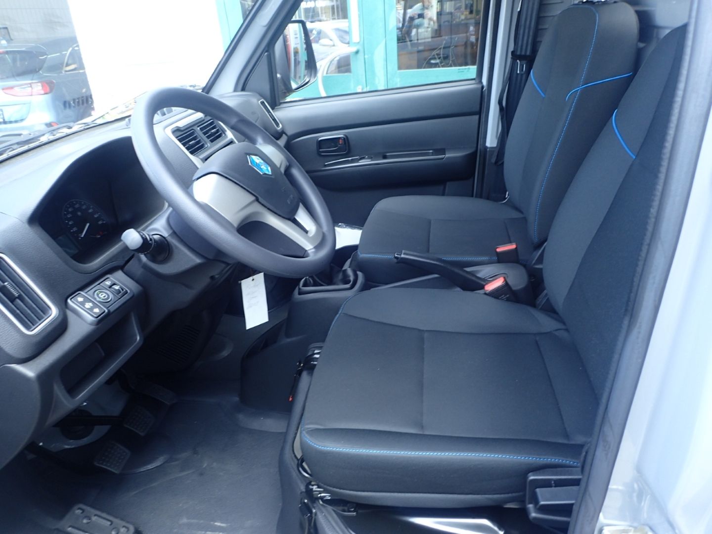 Fahrzeugabbildung Piaggio Porter NP6 TW Kipper LR 2,53m Pritschenlänge LPG