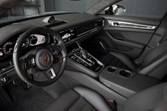 PORSCHE Panamera Turbo S E-Hybrid Sport Turismo - VOLL